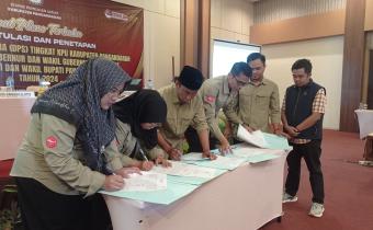 penandatangan BA Pleno DPS