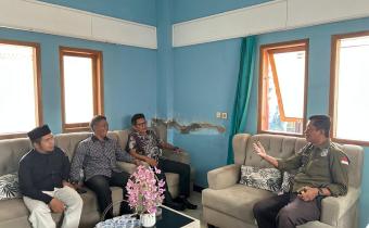 Pimpinan beserta jajaran lakukan koordinasi dengan pemerintah desa dalam rangka sampliing uji petik  pengawasan Pemutakhiran Data Pemilih Berkelanjutan (PDPB) Tahun 2026, pada Kamis (30/7/2026).
