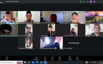 Screenshoot : Jajaran Sekretariat Bawaslu Kabupaten Pangandaran mengikuti kegiatan Gerakan "Jumat Sehati" dengan agenda Tausyiah/Pembinaan Mental yang di gelar secara daring, pada Jumat pagi (31/7/2026).